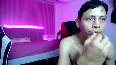 sonic_jess07 online show from April 9, 2026, 8:09 am