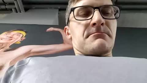 sonicegay online show from January 7, 2025, 7:06 pm