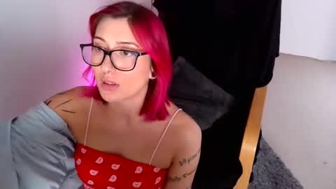 Sonja online show from February 12, 2025, 2:43 pm