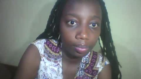 Snapshot of sonnie_is_pretty chatting on May 28, 2026, 8:28 pm sonnie_is_pretty online show from May 28, 2026, 8:28 pm