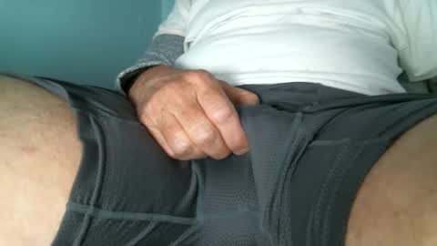 Snapshot of sonnydonut chatting on January 20, 2025, 1:21 pm Max Banana online show from January 20, 2025, 1:21 pm