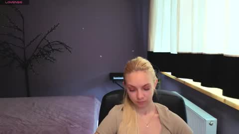 Sonya online show from May 12, 2026, 5:59 am