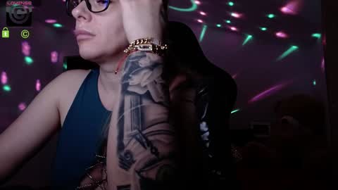 Snapshot of sonyadevon chatting on December 28, 2024, 10:58 am Sonia online show from December 28, 2024, 10:58 am