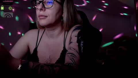 Snapshot of sonyadevon chatting on January 21, 2025, 10:52 am Sonia online show from January 21, 2025, 10:52 am