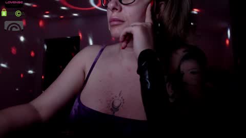 Snapshot of sonyadevon chatting on January 30, 2025, 7:59 pm Sonia online show from January 30, 2025, 7:59 pm