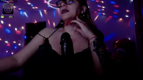 Snapshot of sonyadevon chatting on February 9, 2025, 8:24 pm Sonia online show from February 9, 2025, 8:24 pm