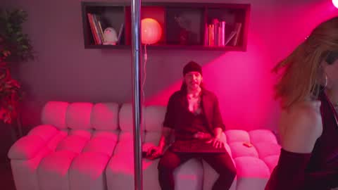 sophi_and_dereck online show from June 23, 2026, 12:47 pm