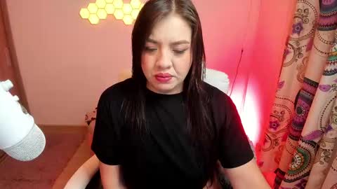 Snapshot of sophia_grants chatting on March 9, 2025, 9:35 am sophia_grants online show from March 9, 2025, 9:35 am