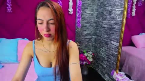 sophia_greey online show from November 12, 2025, 4:29 pm