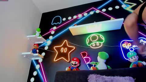 Sophi  online show from March 4, 2025, 8:57 am