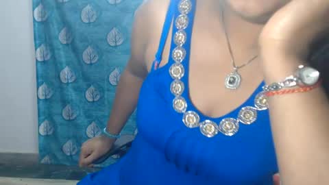 Snapshot of sophia_indian chatting on July 6, 2026, 5:04 am Sophia Tamil online show from July 6, 2026, 5:04 am