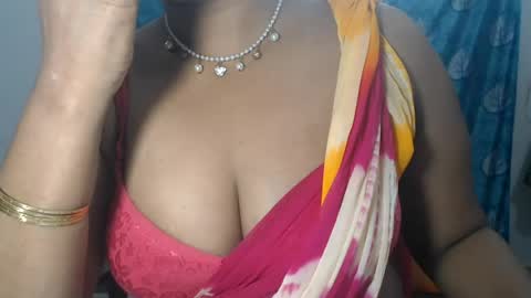 Snapshot of sophia_indian chatting on July 24, 2026, 5:27 am Sophia Tamil online show from July 24, 2026, 5:27 am