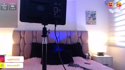 Sophia Carson online show from January 26, 2025, 12:54 pm