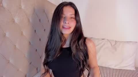 Sophia online show from July 6, 2026, 5:04 pm