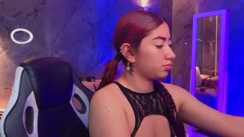 Sophia online show from April 16, 2026, 3:29 am