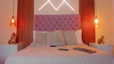 sophia_turneer online show from January 14, 2026, 9:31 pm