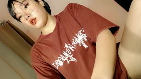 sophia_walker18 online show from June 2, 2026, 8:27 am