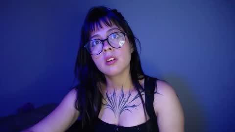 Sophi  online show from March 29, 2026, 2:22 am