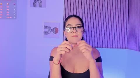 Snapshot of sophiaa_taylor_ chatting on May 23, 2026, 1:48 pm online show from May 23, 2026, 1:48 pm