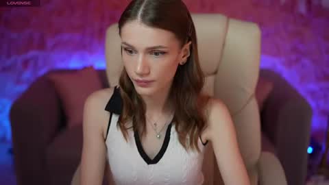 Sophia online show from June 14, 2026, 6:04 am