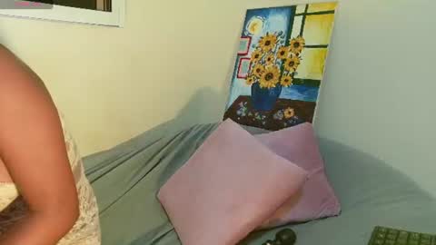 Sophie online show from July 7, 2026, 5:43 am