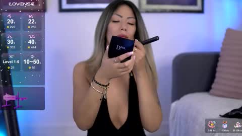 Sophie online show from March 30, 2026, 3:18 am