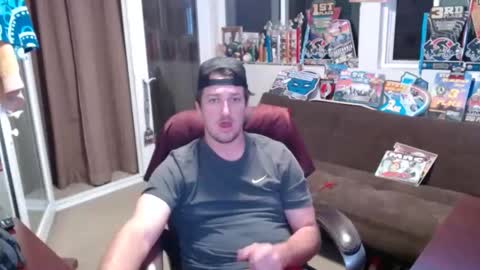 sophiaroze online show from March 1, 2025, 9:07 am