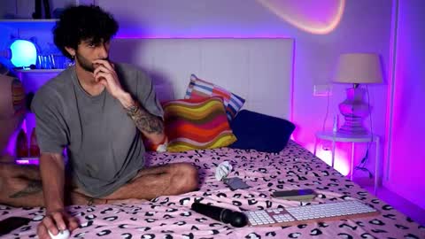 Snapshot of sophiasapphire98 chatting on March 1, 2026, 8:33 pm SophiaSapphire online show from March 1, 2026, 8:33 pm