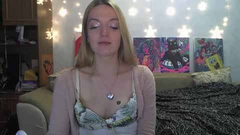 SophiaSonata online show from December 30, 2024, 7:15 am