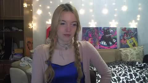 SophiaSonata online show from January 1, 2025, 12:00 am