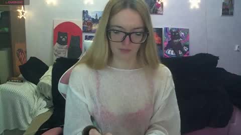 SophiaSonata online show from January 15, 2026, 6:22 pm