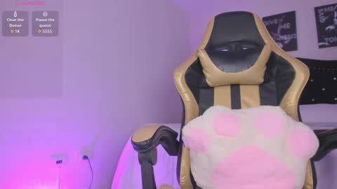 Sophia  online show from March 5, 2026, 3:30 pm