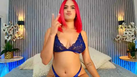 Snapshot of sophicollins chatting on October 3, 2025, 7:00 pm sophicollins online show from October 3, 2025, 7:00 pm