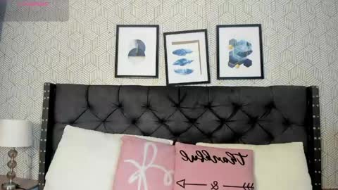 Snapshot of sophie__blare chatting on May 19, 2026, 7:09 pm sophie__blare online show from May 19, 2026, 7:09 pm