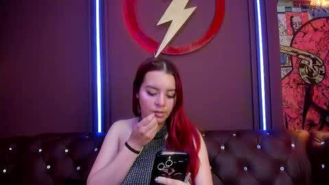 Snapshot of sophie__storm chatting on November 24, 2025, 11:43 am SOPHIE STORM online show from November 24, 2025, 11:43 am