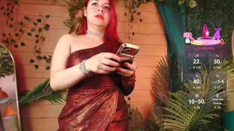 Snapshot of sophie__storm chatting on January 12, 2026, 12:10 pm SOPHIE STORM online show from January 12, 2026, 12:10 pm