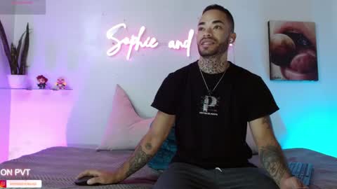 SOPHIE - FOXX online show from May 29, 2026, 12:03 pm