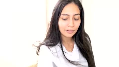 Sophie online show from February 12, 2025, 6:51 pm