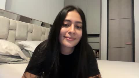 Snapshot of sophie_foxxx chatting on May 2, 2026, 8:58 pm Sophie online show from May 2, 2026, 8:58 pm
