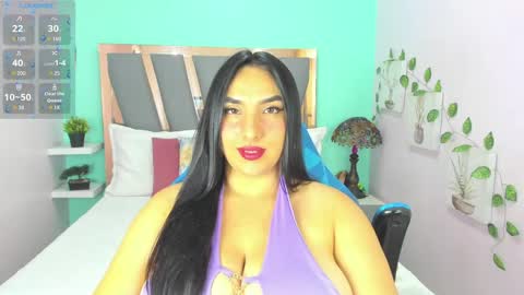 Snapshot of sophie_grays chatting on May 28, 2026, 8:28 pm S O P H I E online show from May 28, 2026, 8:28 pm