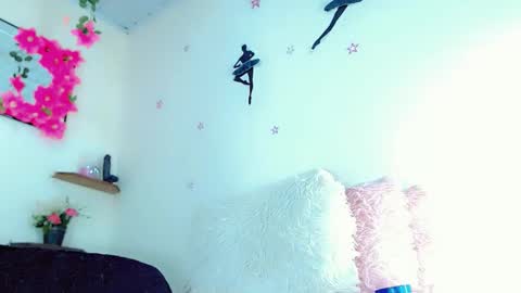 sophie_miaa online show from December 28, 2024, 5:46 pm