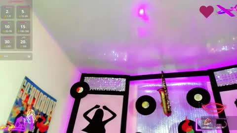 sophie_miaa online show from September 10, 2025, 11:10 am