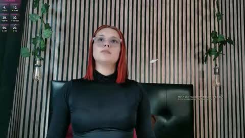 sophie_new25 online show from November 15, 2025, 2:02 pm