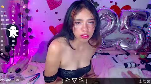 Snapshot of sophie_north chatting on February 19, 2025, 4:00 pm Sophie online show from February 19, 2025, 4:00 pm