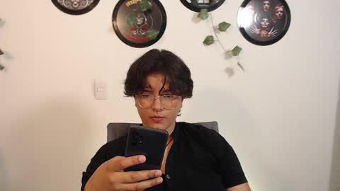 sophie_ross1 online show from September 20, 2025, 4:13 am