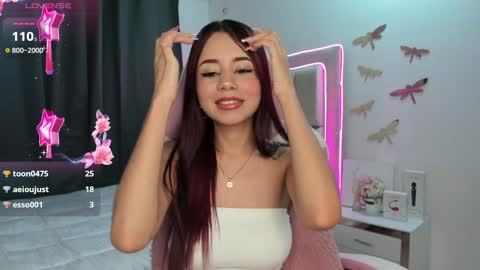 Snapshot of sophie_russo2 chatting on December 20, 2024, 3:14 am Sophie online show from December 20, 2024, 3:14 am