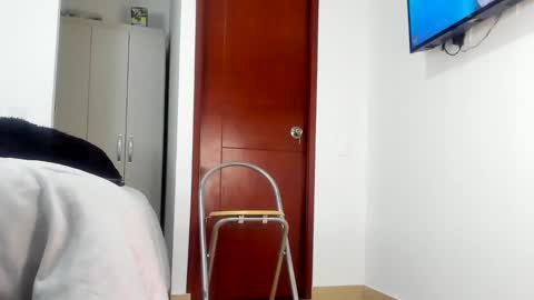 sophiebaker__ online show from March 12, 2025, 4:19 am