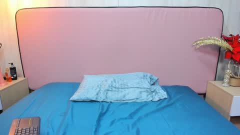 Sophie online show from January 23, 2025, 10:54 pm