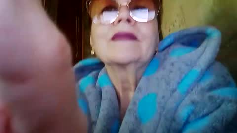 Snapshot of sophieburnsx chatting on April 28, 2026, 9:58 am SophieBurnsX online show from April 28, 2026, 9:58 am