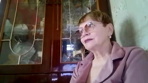 Snapshot of sophieburnsx chatting on May 21, 2026, 10:00 am SophieBurnsX online show from May 21, 2026, 10:00 am